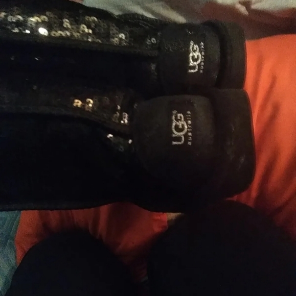 Ugg sequence black beautiful size 7 - Picture 3 of 4